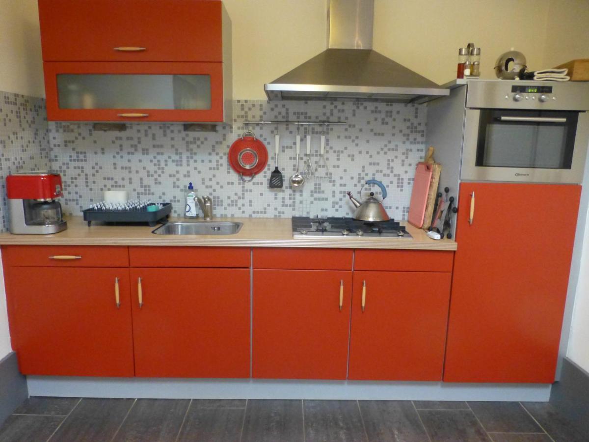 Vakantiehuis Onder De Peppel Met Sauna En Jacuzzi Wijk en Aalburg ภายนอก รูปภาพ