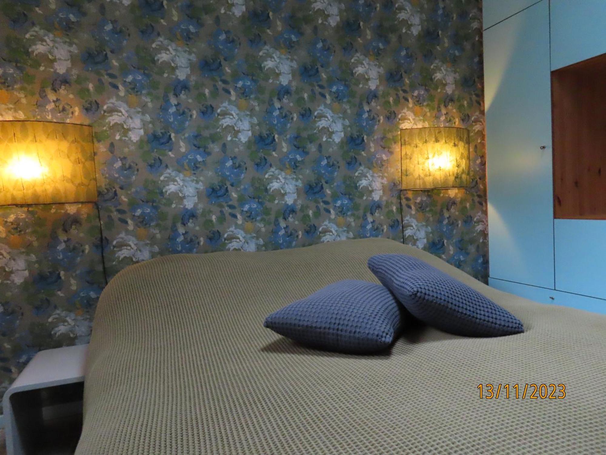 Vakantiehuis Onder De Peppel Met Sauna En Jacuzzi Wijk en Aalburg ภายนอก รูปภาพ
